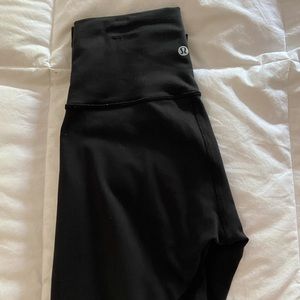 Lululemon wunder under crop size 4